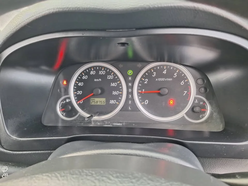 2011 Toyota Avanza I 3