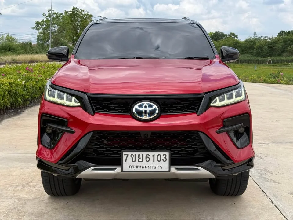 2017 Toyota Fortuner II 2