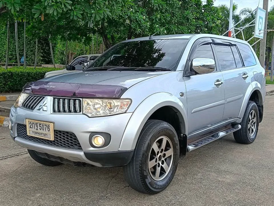 2011 Mitsubishi Pajero Sport II 3