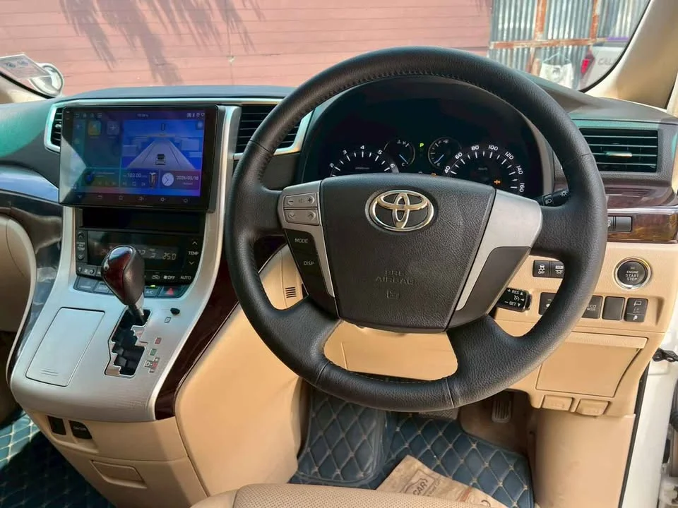 2012 Toyota Alphard, Vellfire II (AH20) 3