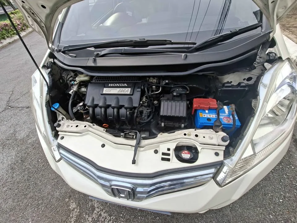 2014 Honda Jazz II 2