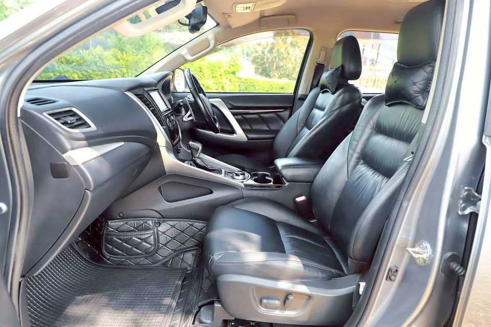 2016 Mitsubishi Pajero Sport III 2