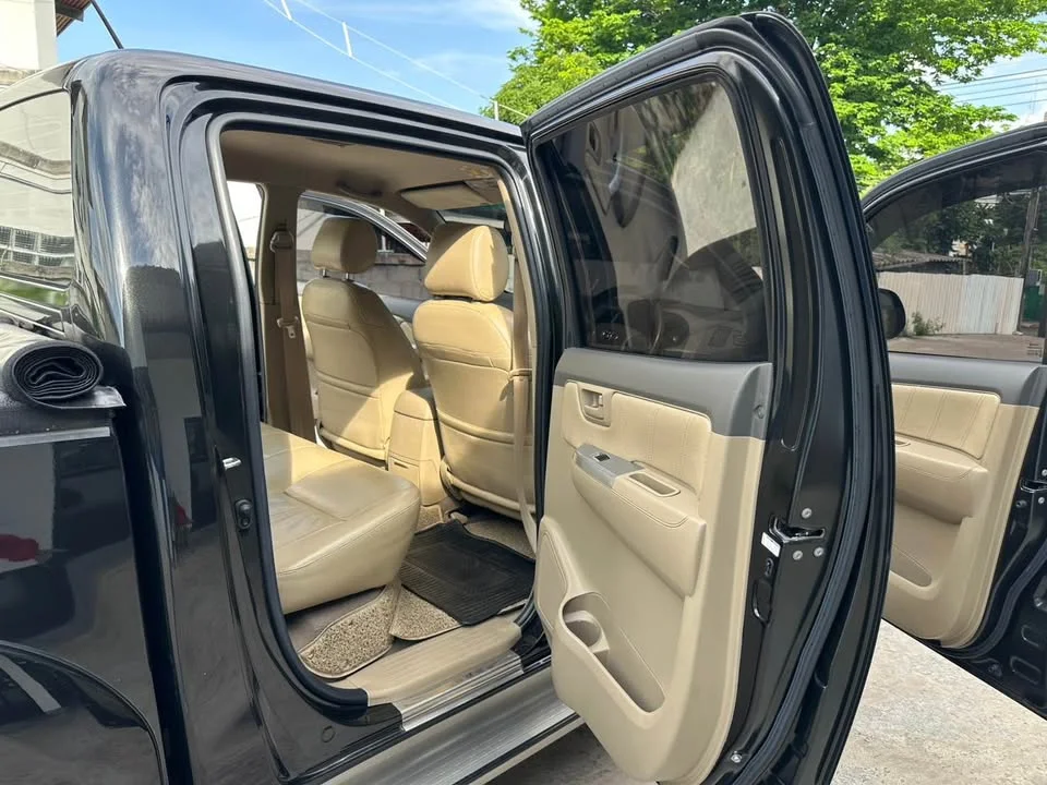 2012 Toyota Hilux VII 2