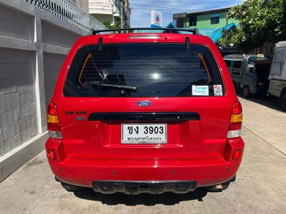 2005 Ford Escape I 3