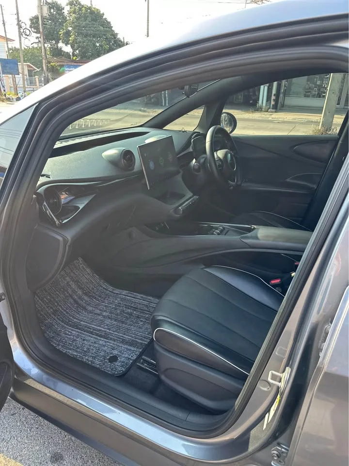 2023 BYD Dolphin 2