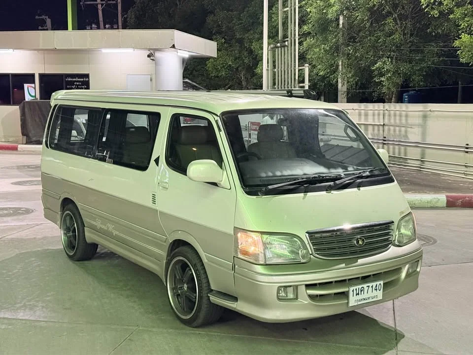 2003 Toyota Commuter IV (H100) 3