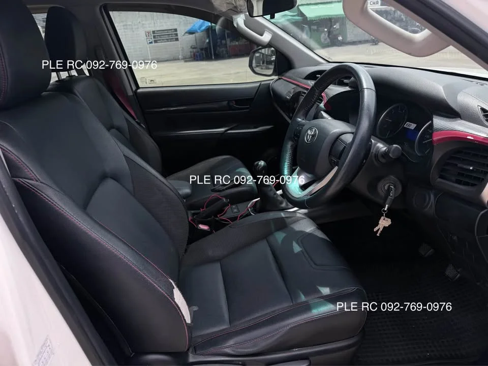 2016 Toyota Hilux VIII 3