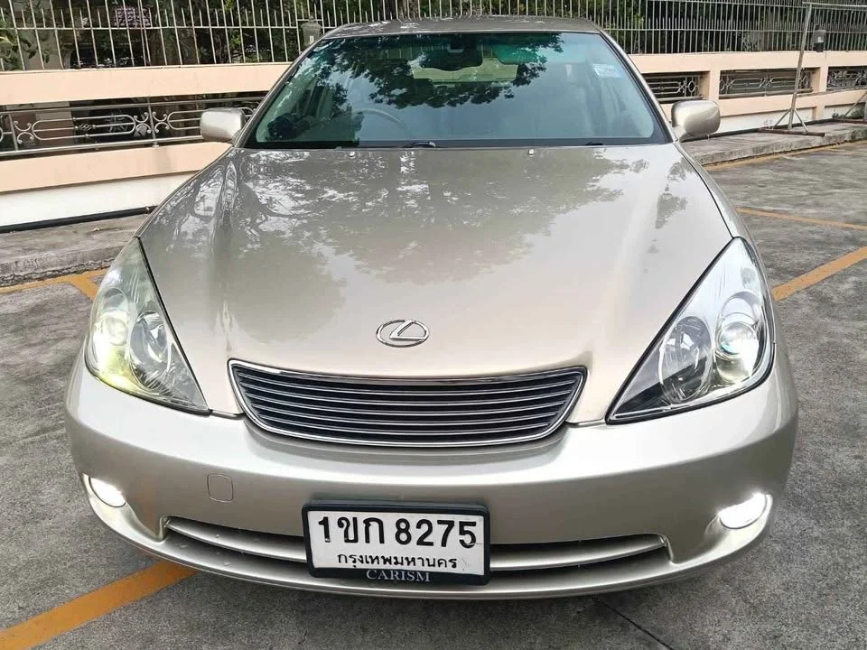 2004 Lexus ES IV 3