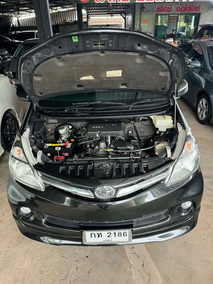 2013 Toyota Avanza II 3