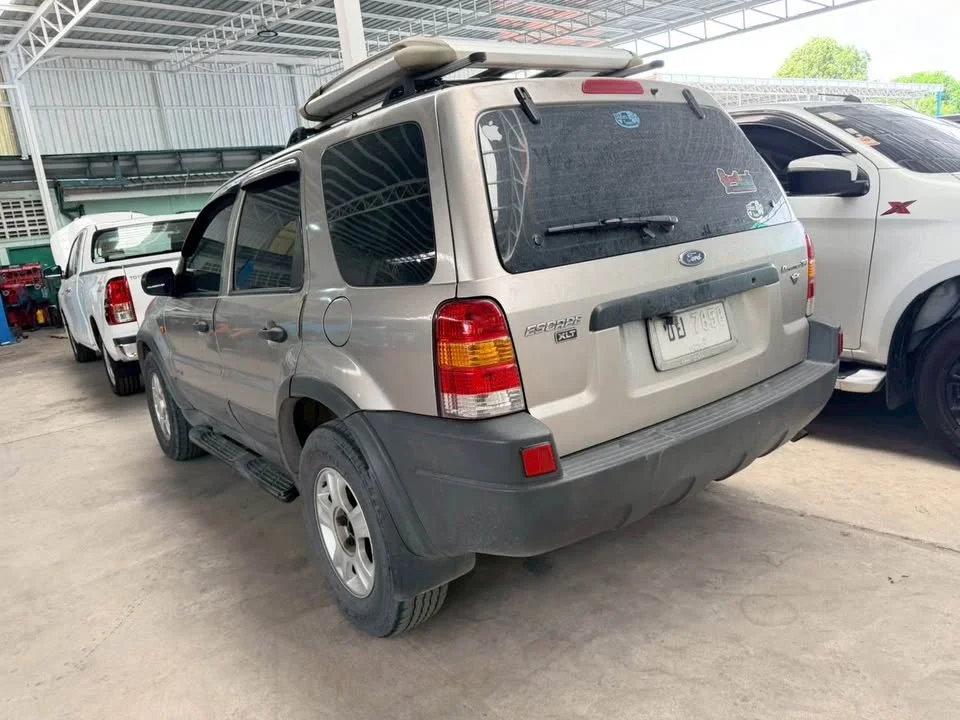2003 Ford Escape I 3