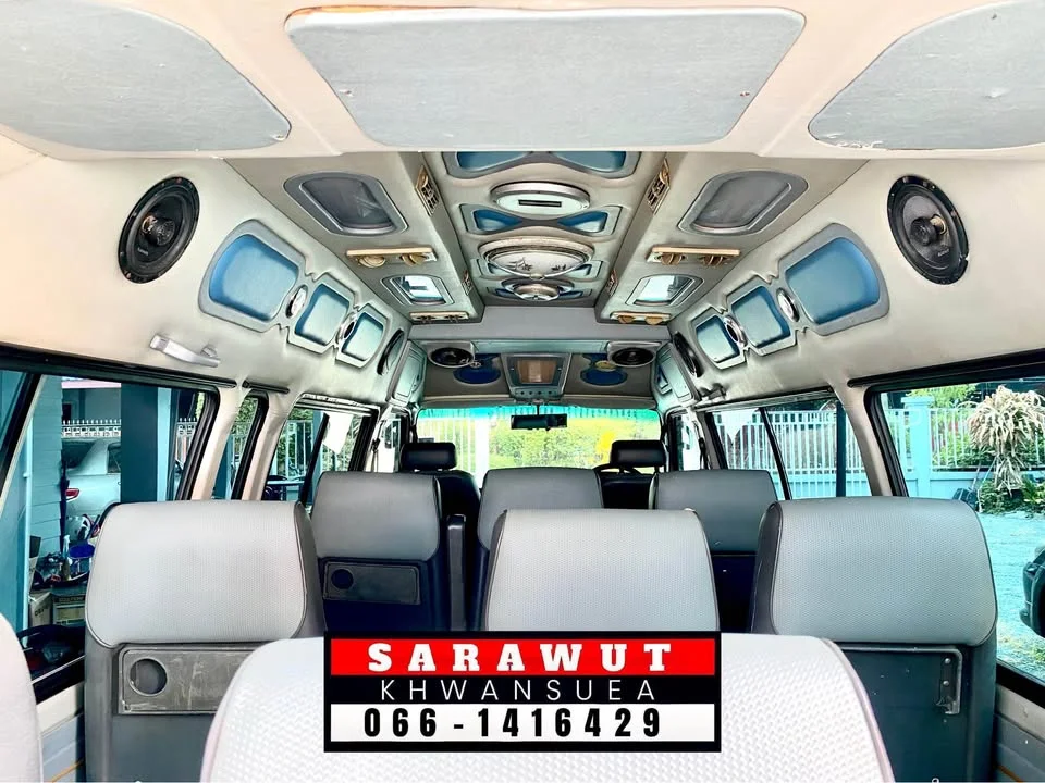 2002 Toyota Commuter IV (H100) 2