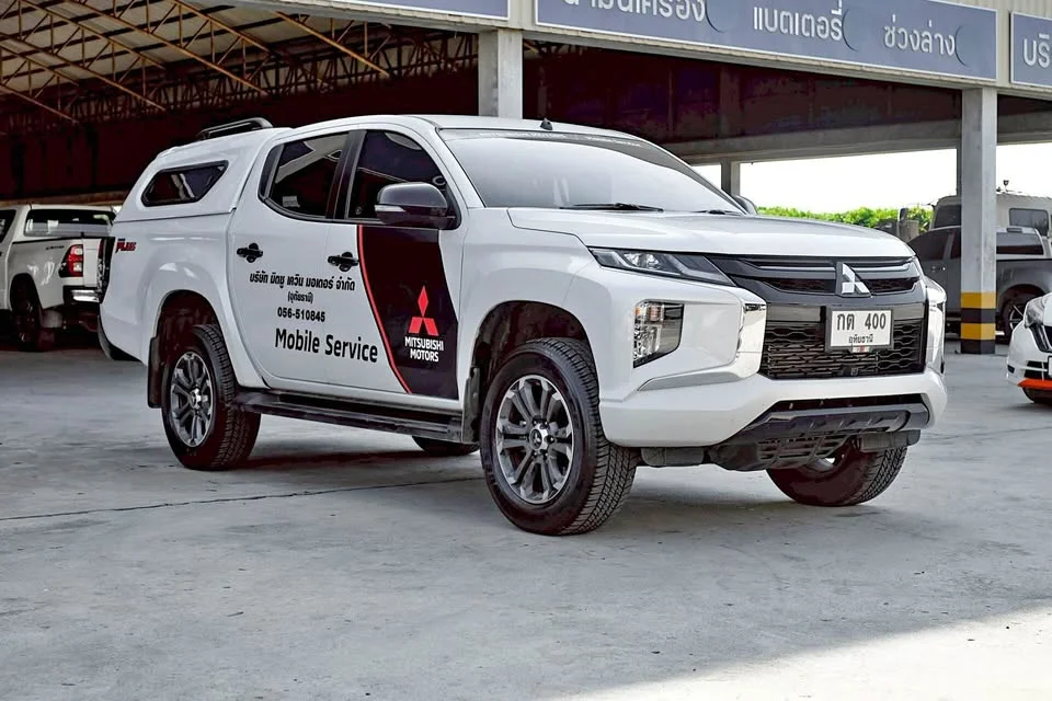 2022 Mitsubishi Triton V 2