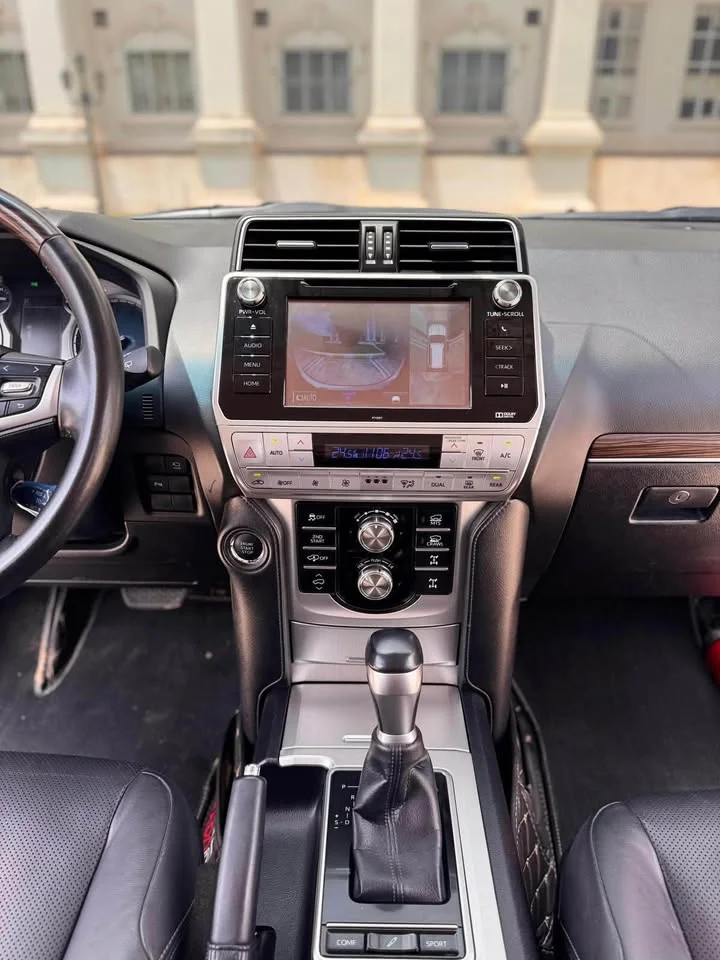 2019 Toyota Land Cruiser Prado J150 3