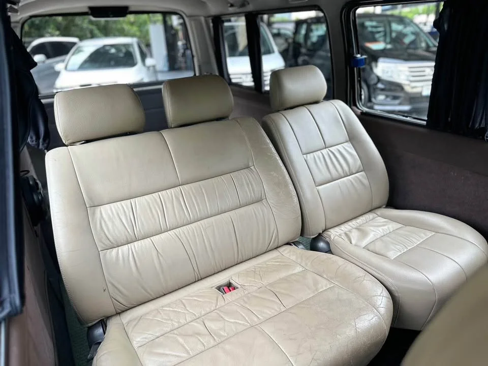 2001 Toyota Commuter IV (H100) 2