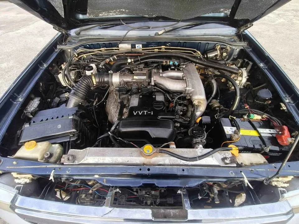 2004 Ford Everest I 3