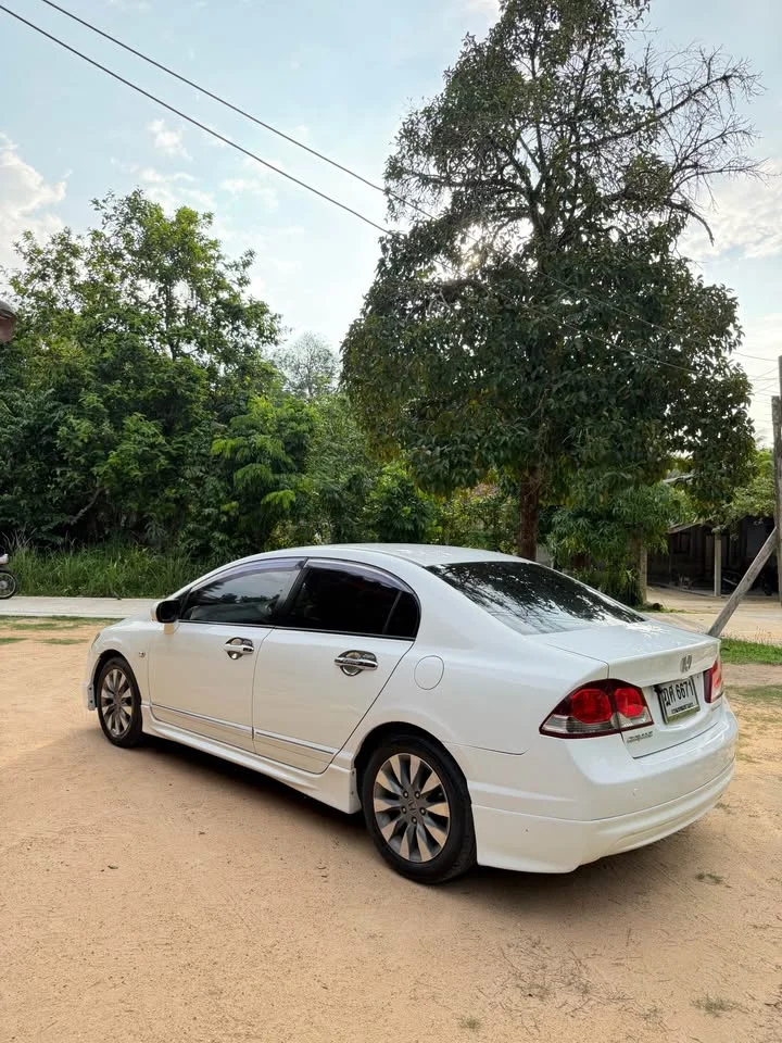 2010 Honda Civic VIII 3