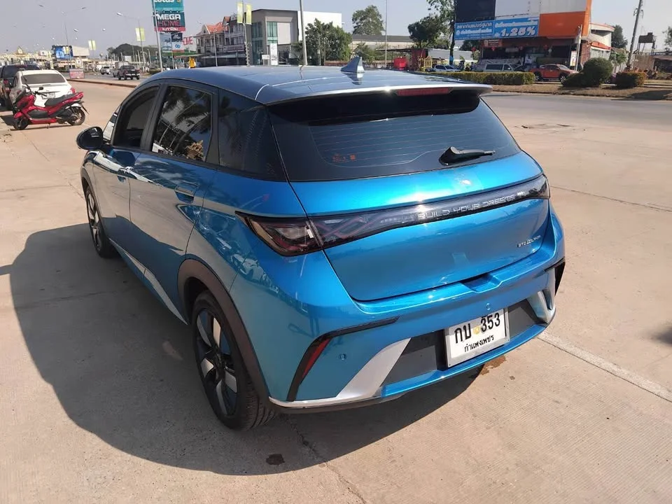 2023 BYD Dolphin 3