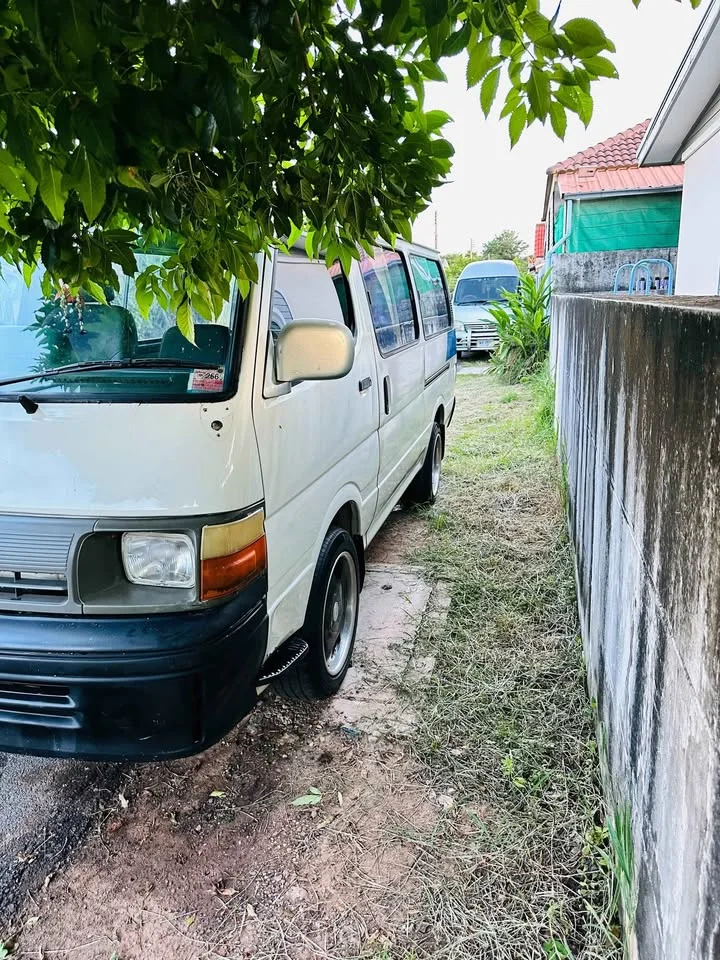 1993 Toyota Commuter IV (H100) 3