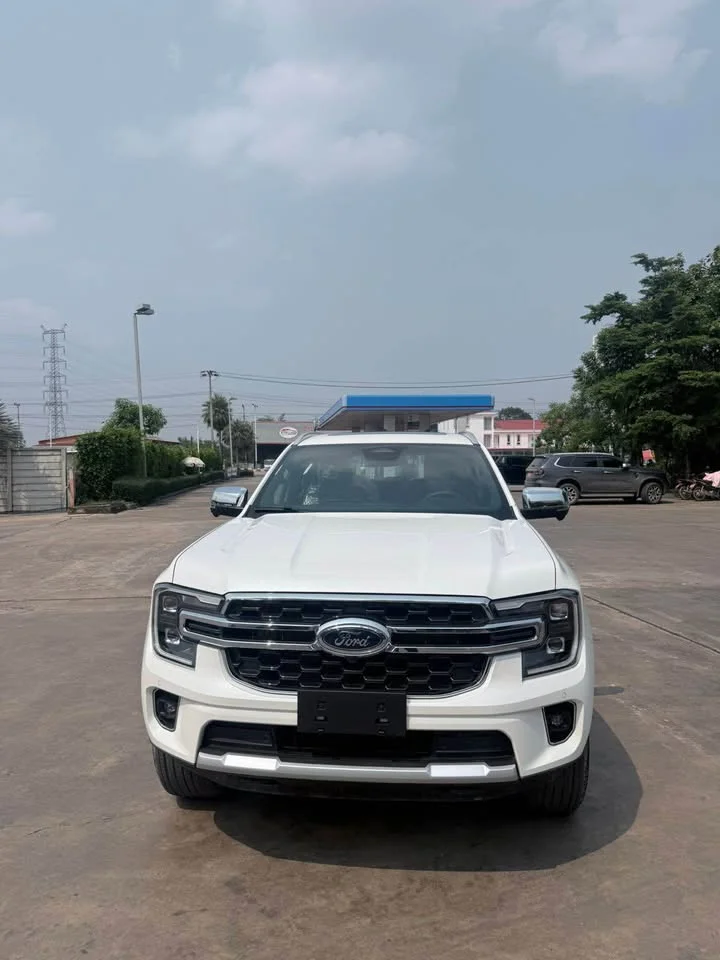 2026 Ford Everest III 3