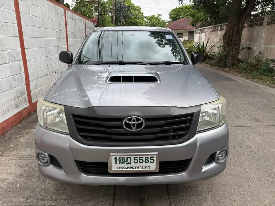 2014 Toyota Hilux VII 2
