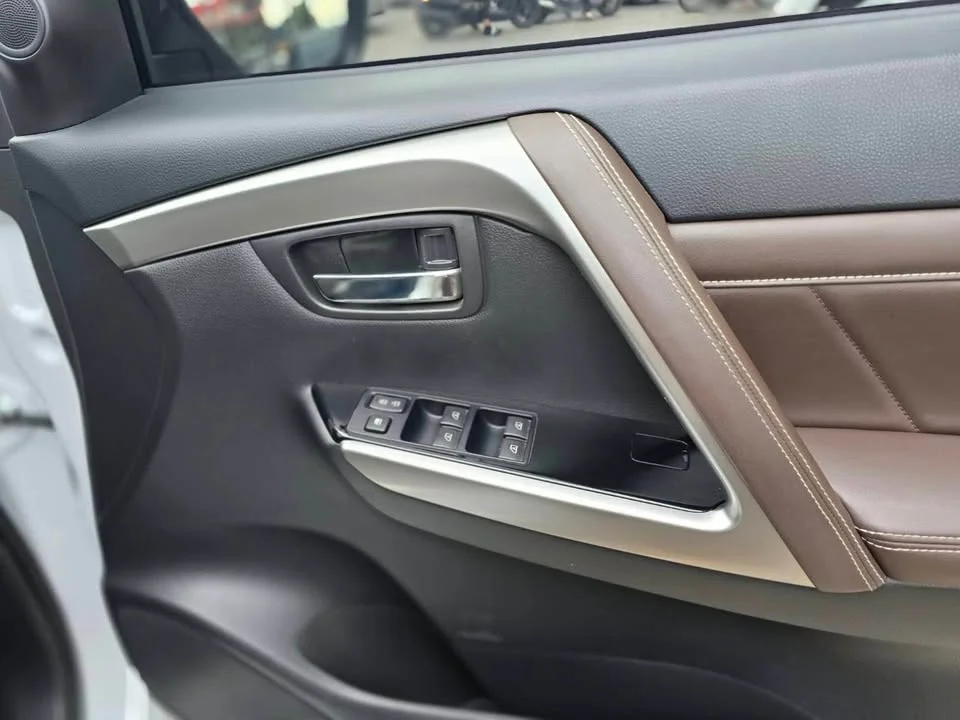 2021 Mitsubishi Pajero Sport III 3