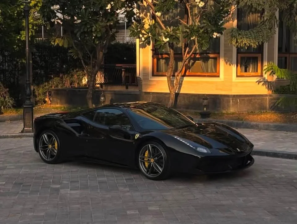 2018 Ferrari 488 2