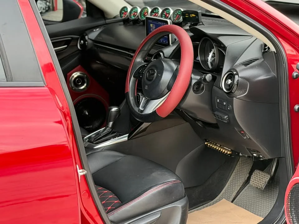 2015 Mazda 2 III 3