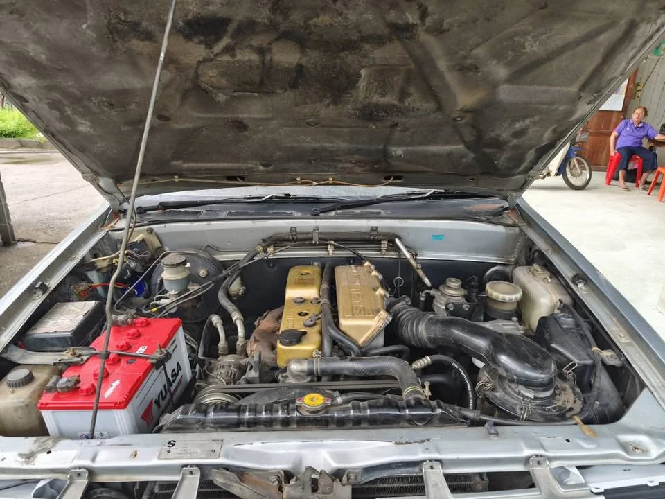 1997 Isuzu TFR III 3