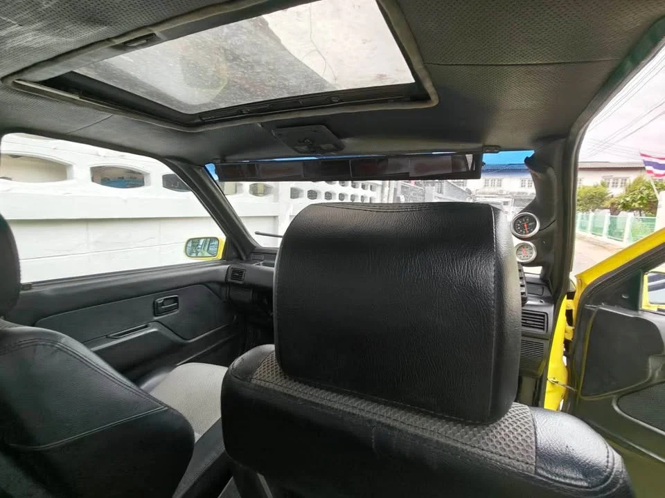 1996 Isuzu TFR III 3