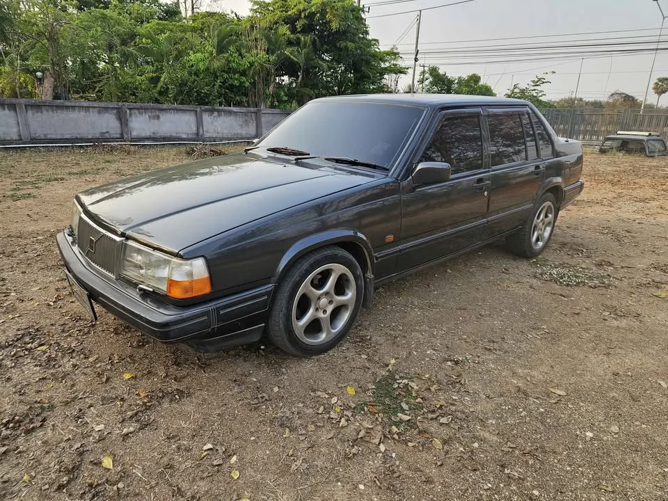 1994 Volvo 900 Series 3