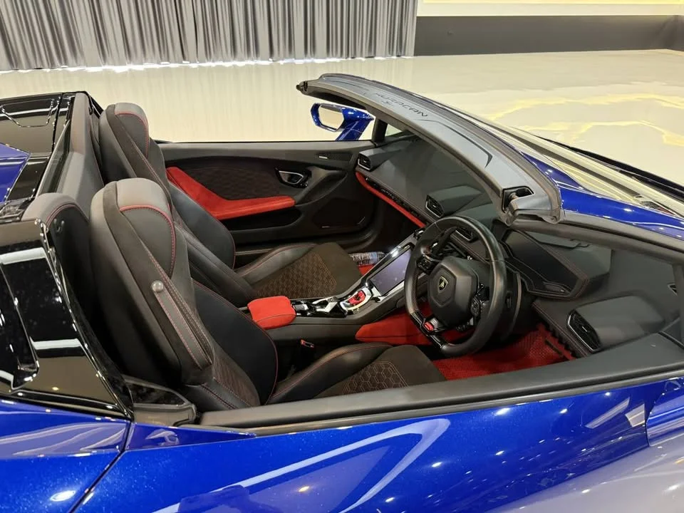 2020 Lamborghini Huracan 2
