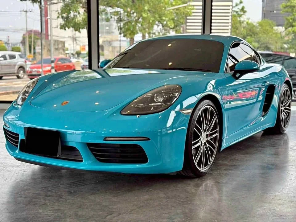 2017 Porsche 718 Boxster and Cayman IV 2