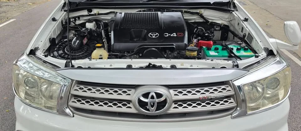 2009 Toyota Fortuner I 3