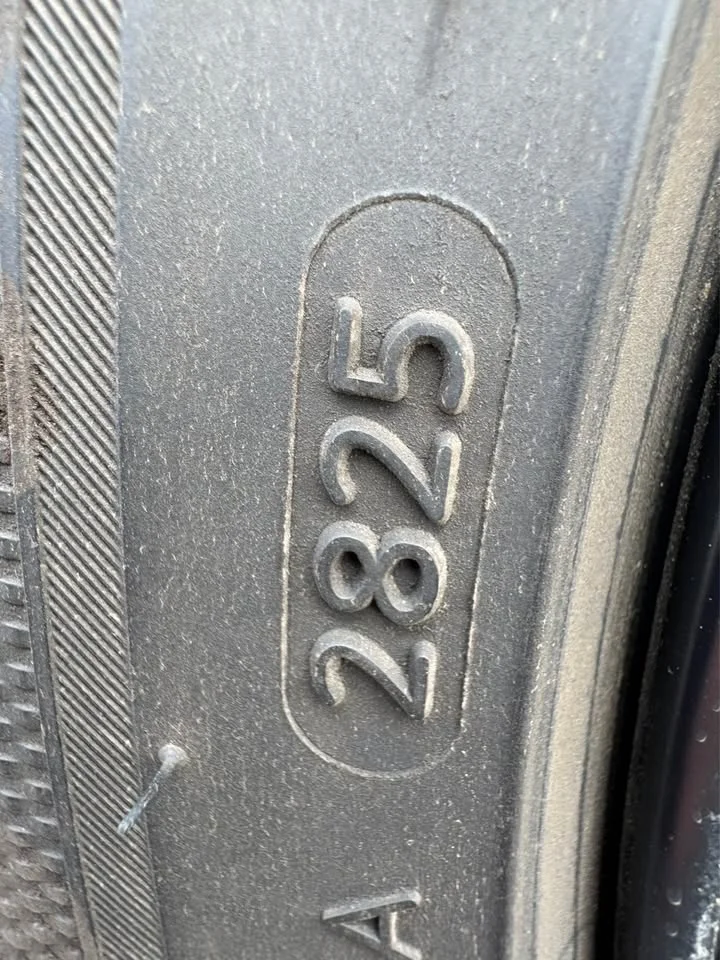 2025 Tesla Model Y 2