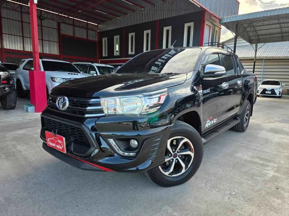 2016 Toyota Hilux VIII 3