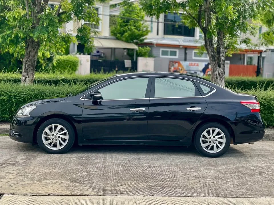 2013 Nissan Sylphy III (B17) 3