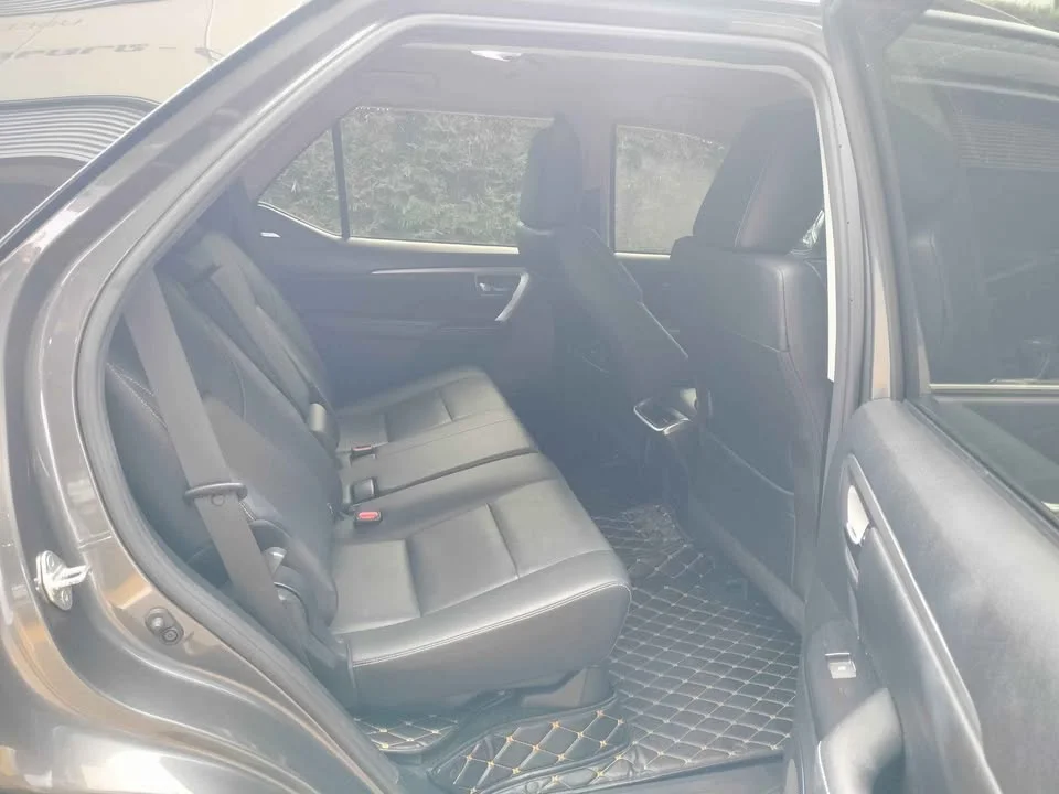 2023 Toyota Fortuner II 3