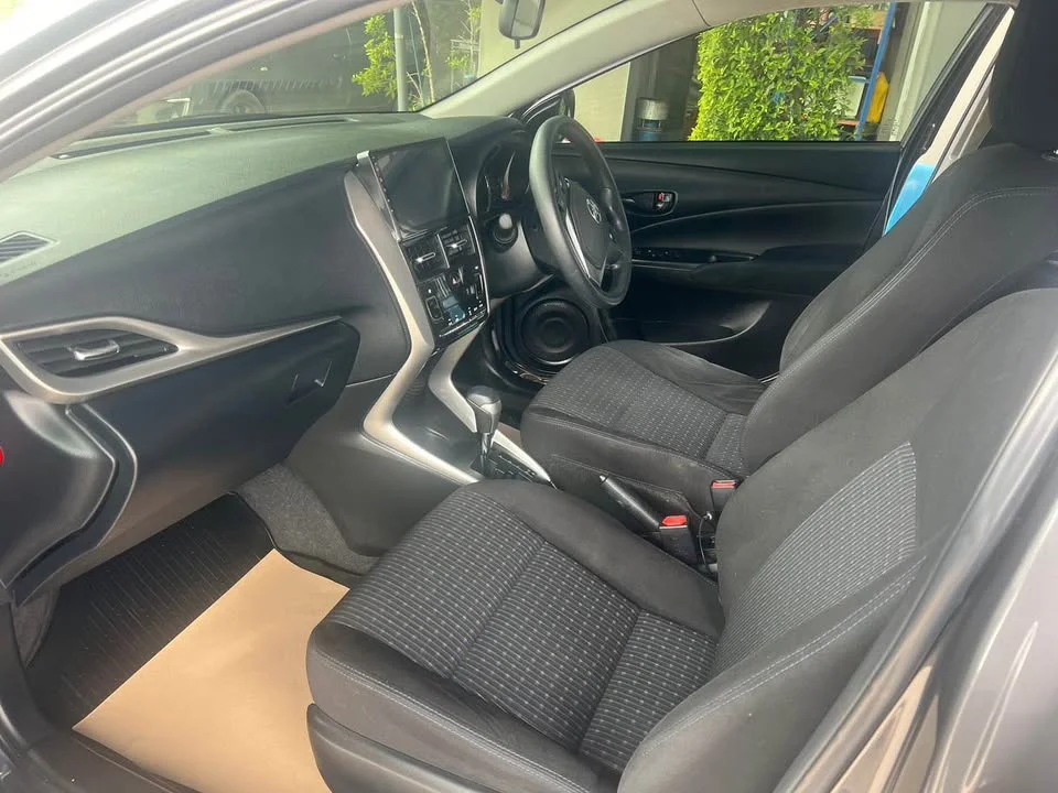 2017 Toyota Yaris ATIV III 3