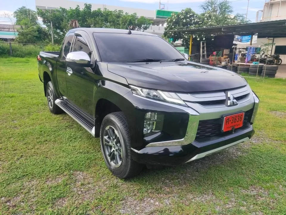 2019 Mitsubishi Triton V 3