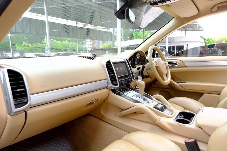 2013 Porsche Cayenne II 3