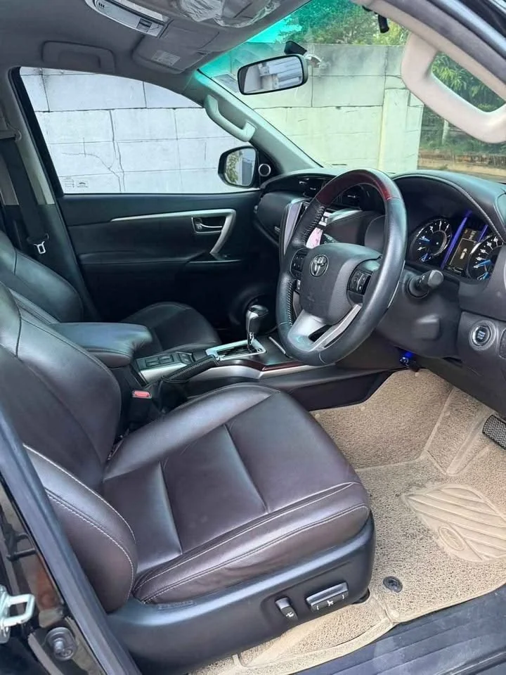 2018 Toyota Fortuner II 2