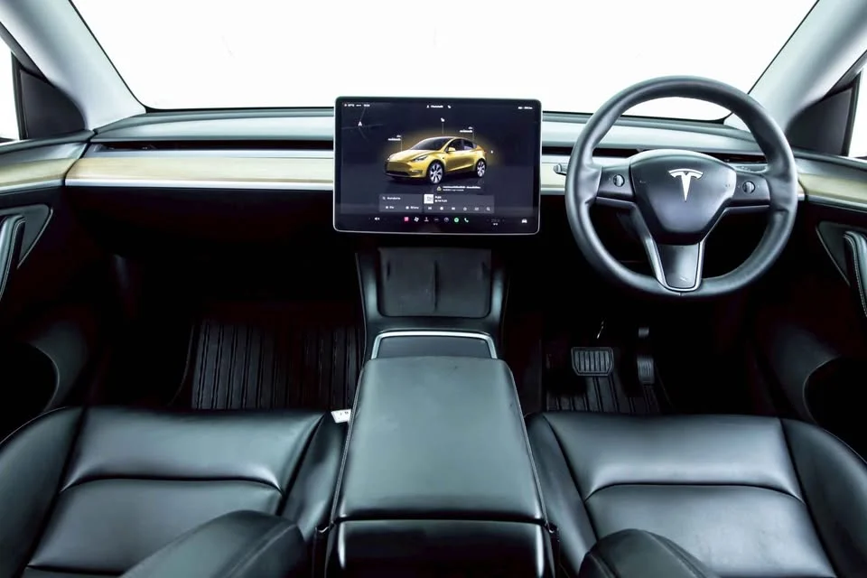 2023 Tesla Model Y 3