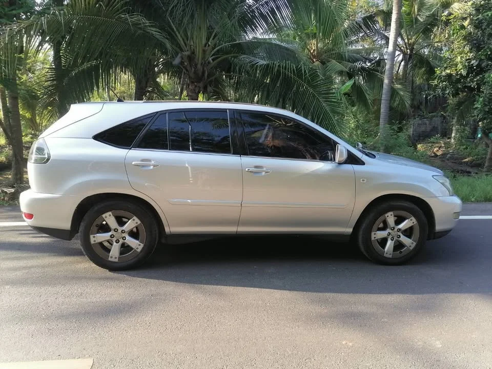 2004 Lexus RX II 2