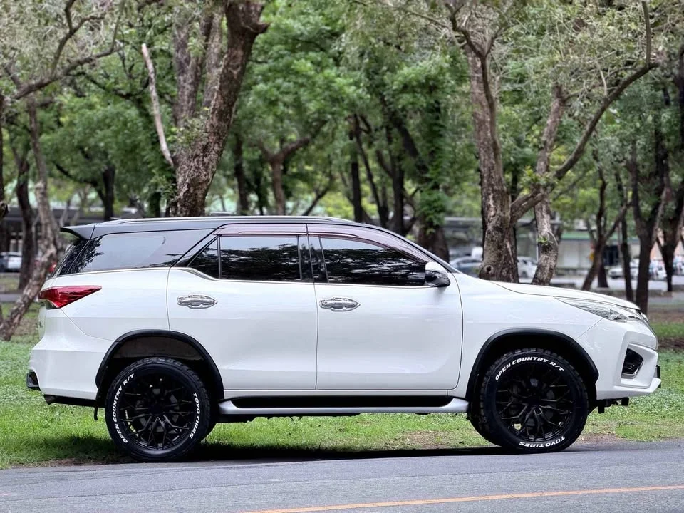 2018 Toyota Fortuner II 2