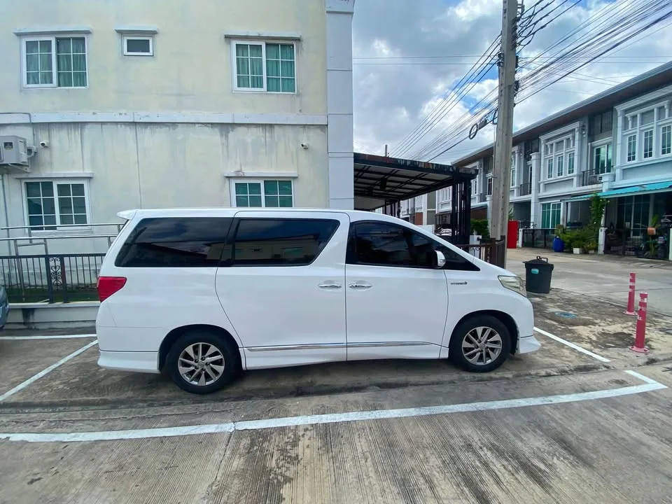 2013 Toyota Alphard, Vellfire II (AH20) 3
