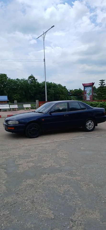 Toyota Camry III (XV10) 3