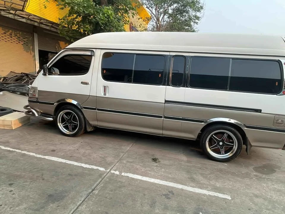 2027 Toyota Commuter IV (H100) 3
