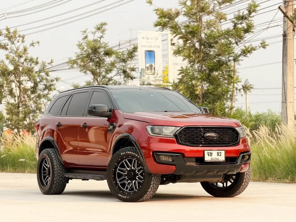 2018 Ford Everest II 2