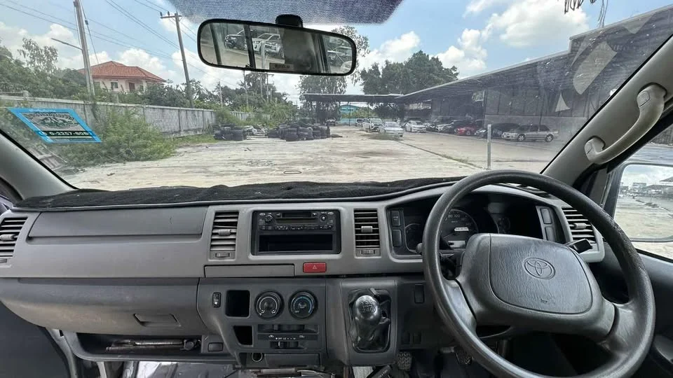 2006 Toyota HiAce V (H200) 2