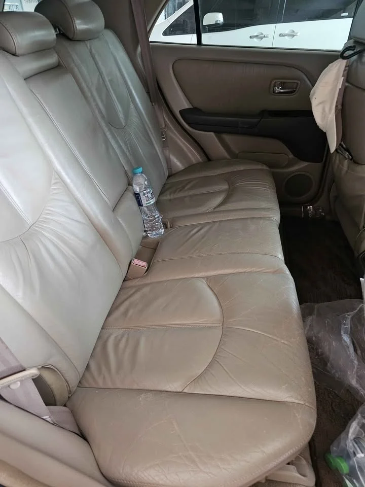 2000 Toyota Harrier I 2